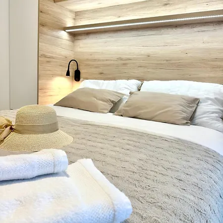 Lägenhet Casa Bella