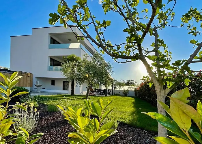 Casa Bella *